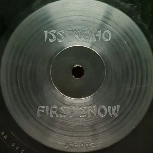 Issi Noho – First Snow