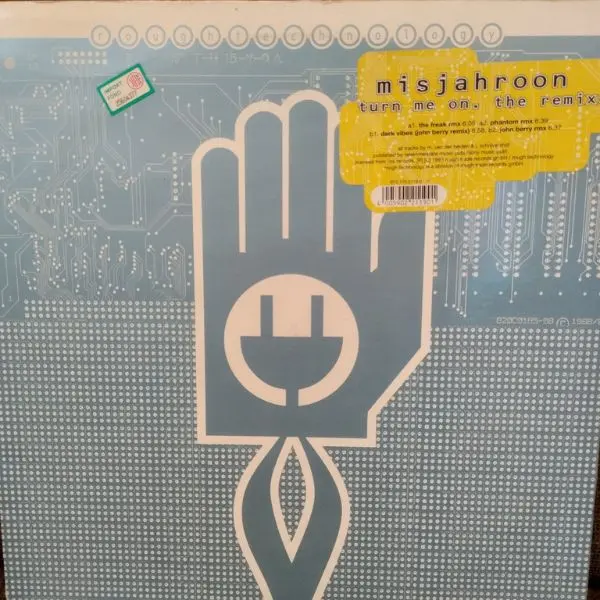 MISJAHROON - TURN ME ON THE REMIX 